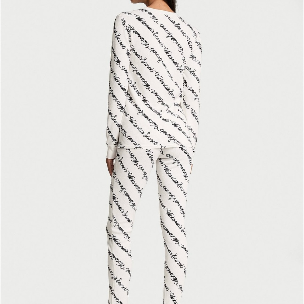 Thermal long pajama set/Victoria’s Secret - Picture 3 of 4